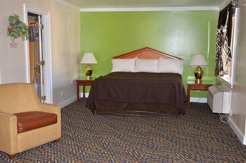 Winton Inn & Suites 반웰 외부 사진