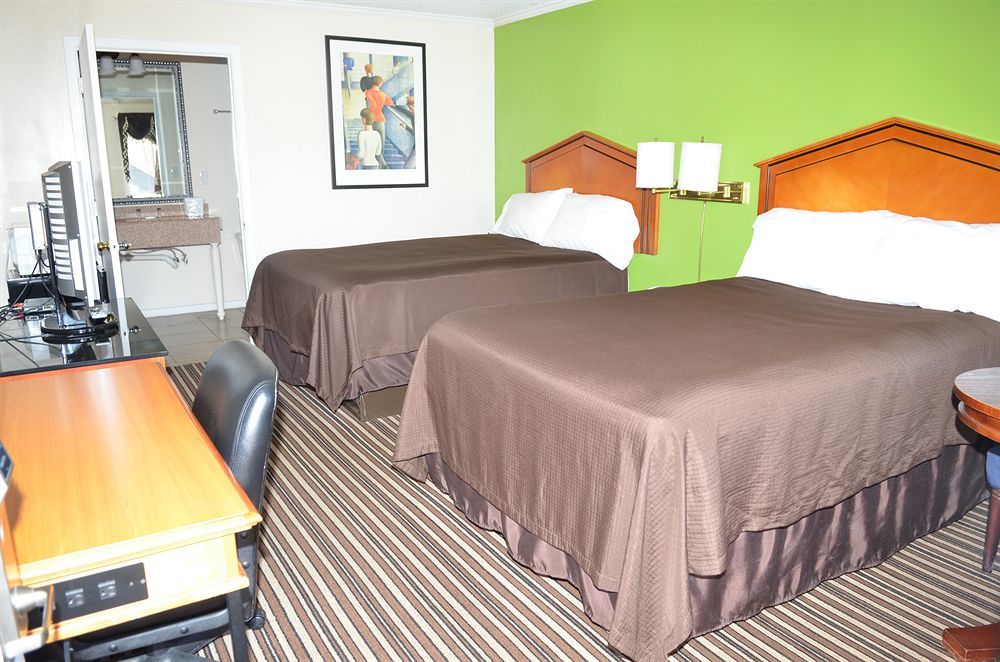 Winton Inn & Suites 반웰 외부 사진